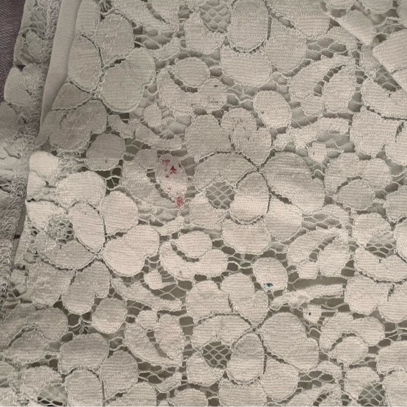 Joe Fresh Kids Enfants (6-7) Small Peplum White Lace Blouse - Picture 8 of 8